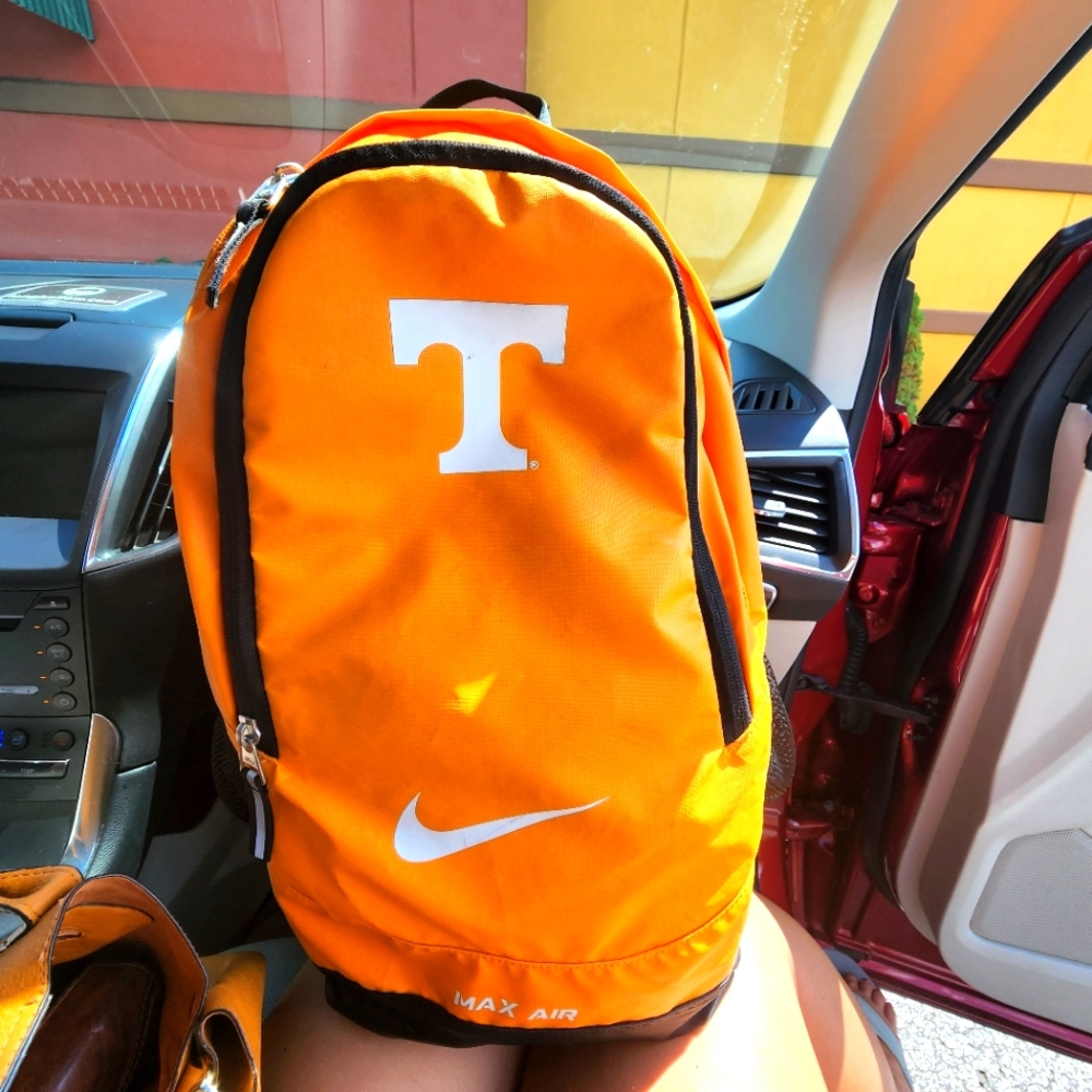 Nike Air Max UT Vols backpack
